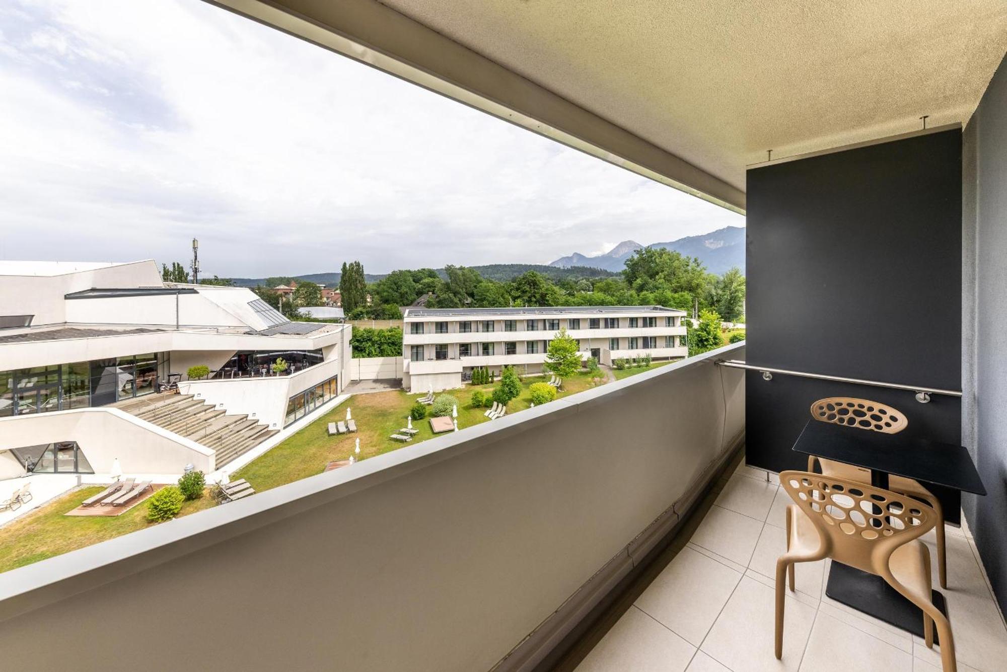 Thermenhotel Karawankenhof Villach Eksteriør bilde